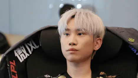 英雄联盟全球总决赛外卡战队爆冷击败LCK传统强队，电竞格局改变引发全球总决赛冷门热议-雷火竞技